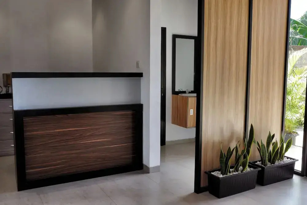 Guest House 555 NKI