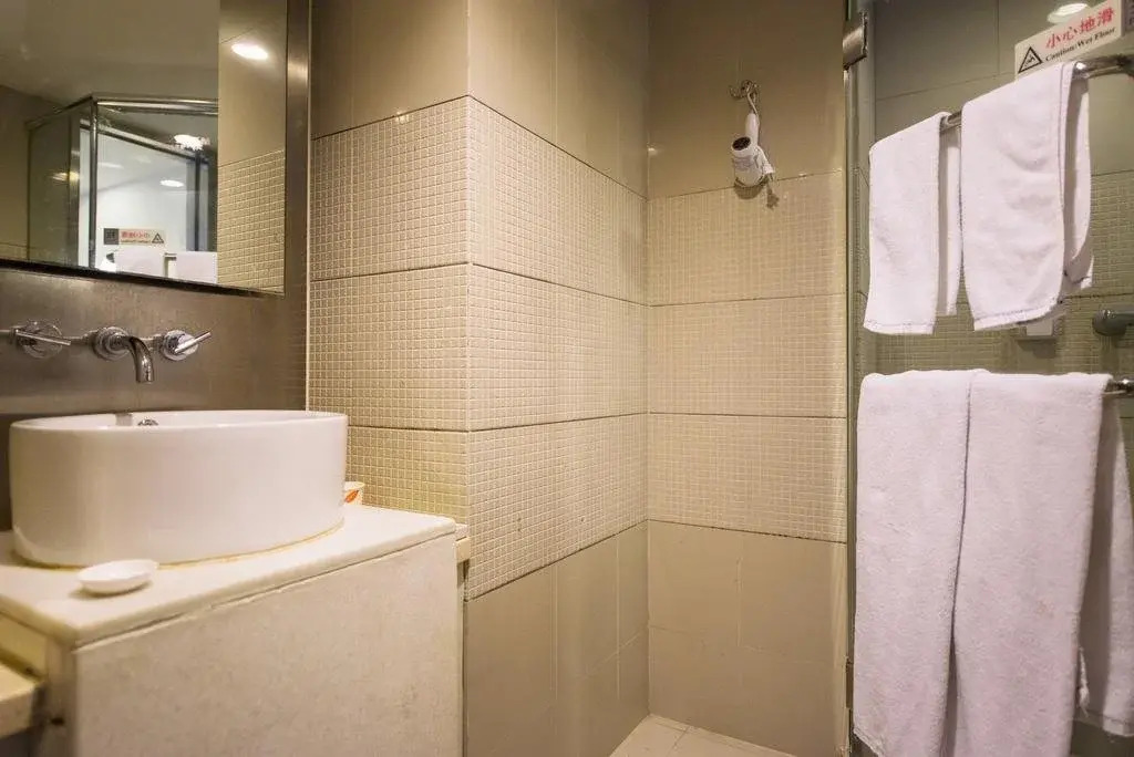 Qingdao Huazilin Motai Hotel