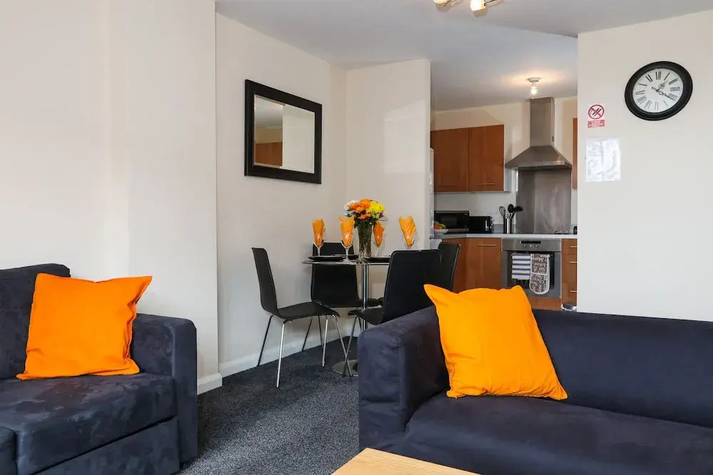 Skyline City Centre Luxury Apartment