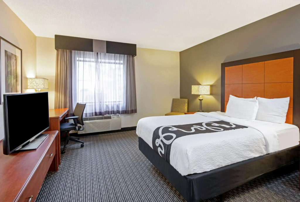 La Quinta by Wyndham Harrisburg Airport Hershey