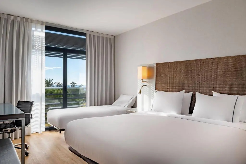 Отель AC Gavà Mar Airport by Marriott