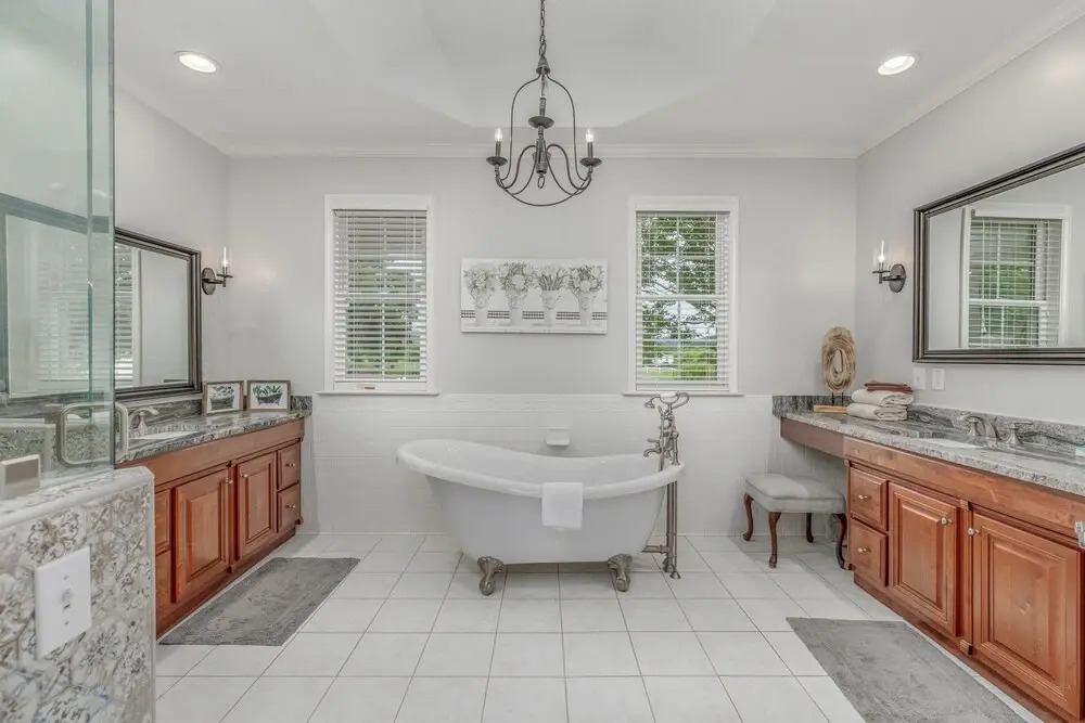 Southern Charm 8 Bedroom Home by Redawning