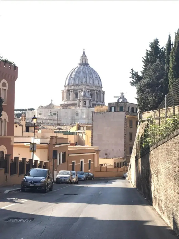 Roman Dream I
