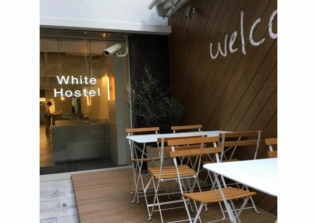 White Hostel Shinsaibashi