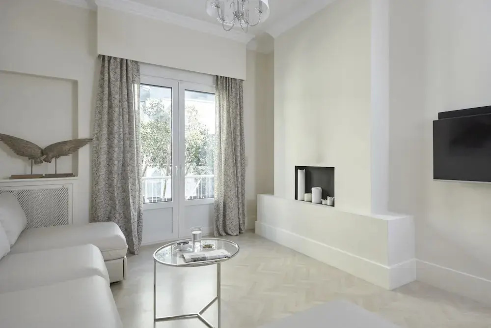 Kolonaki Square Apartment