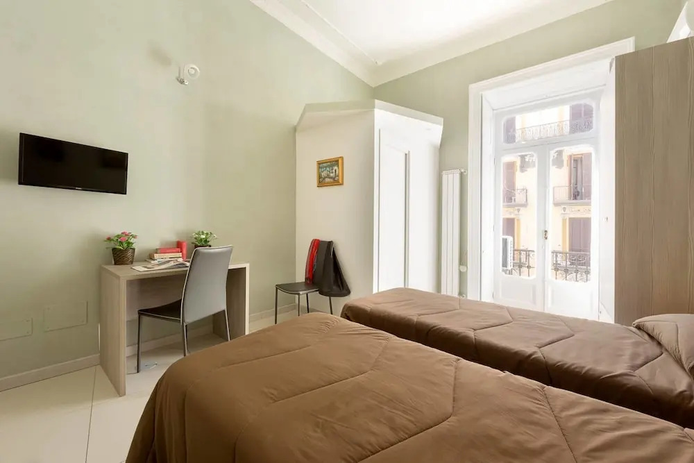 B&B Rosaroll