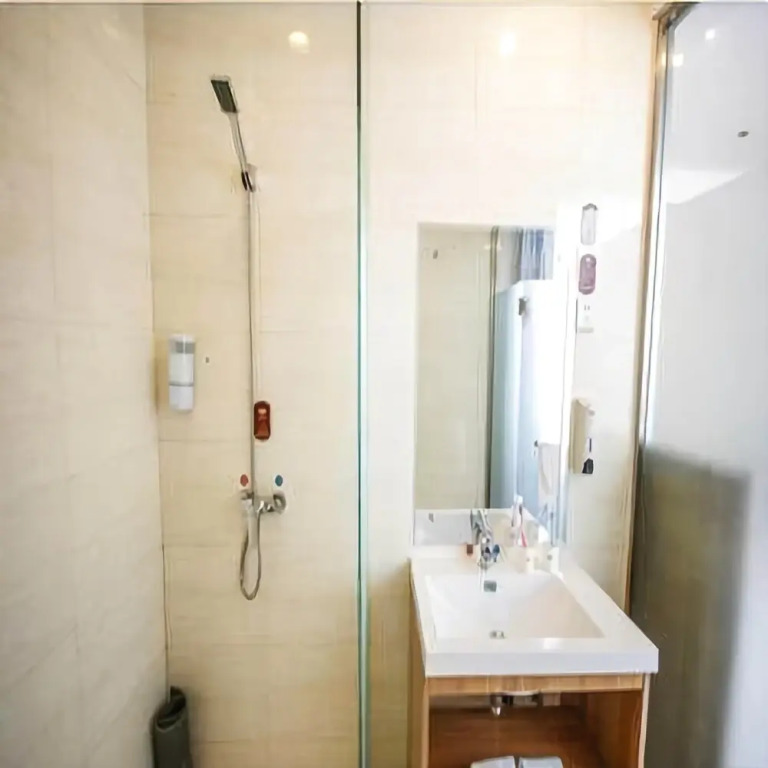 Elan Hotel Qinhuangdao Dongshan Yuchang