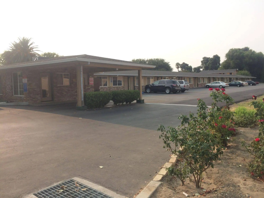 Flamingo Motel
