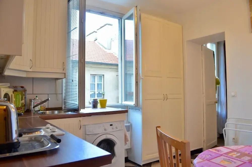 One Bedroom Flat in Montparnasse