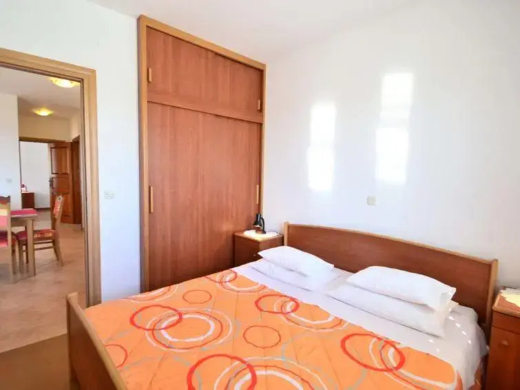 Apartments Milin