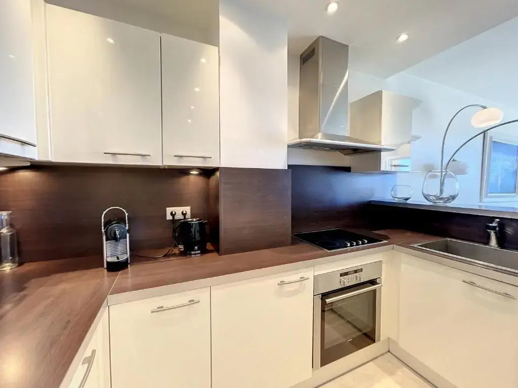 Appartement Cannes, 3 pièces, 4 personnes - FR-1-470-17
