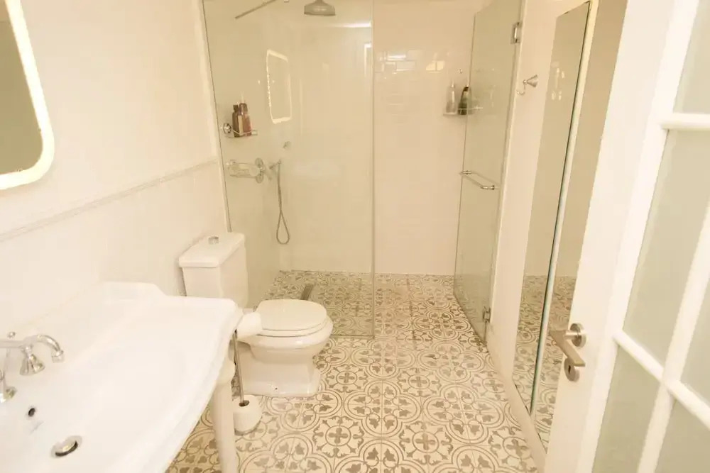 Sasson & Co Luxury 1BR House Neve Tzedek