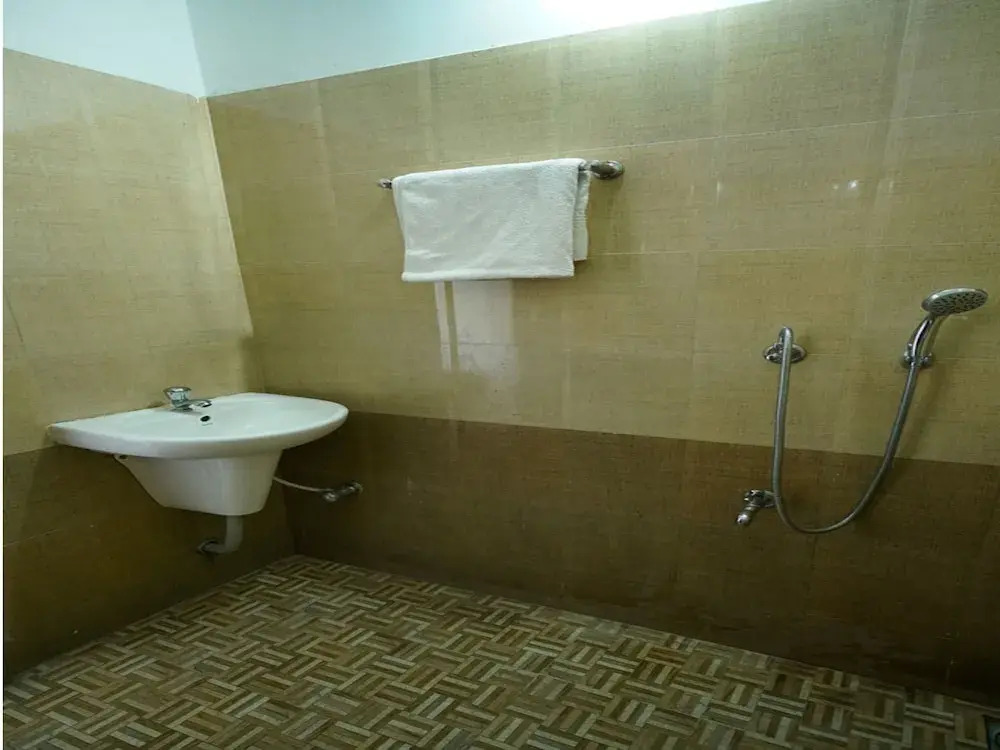 OYO 11757 Aruvi Annex