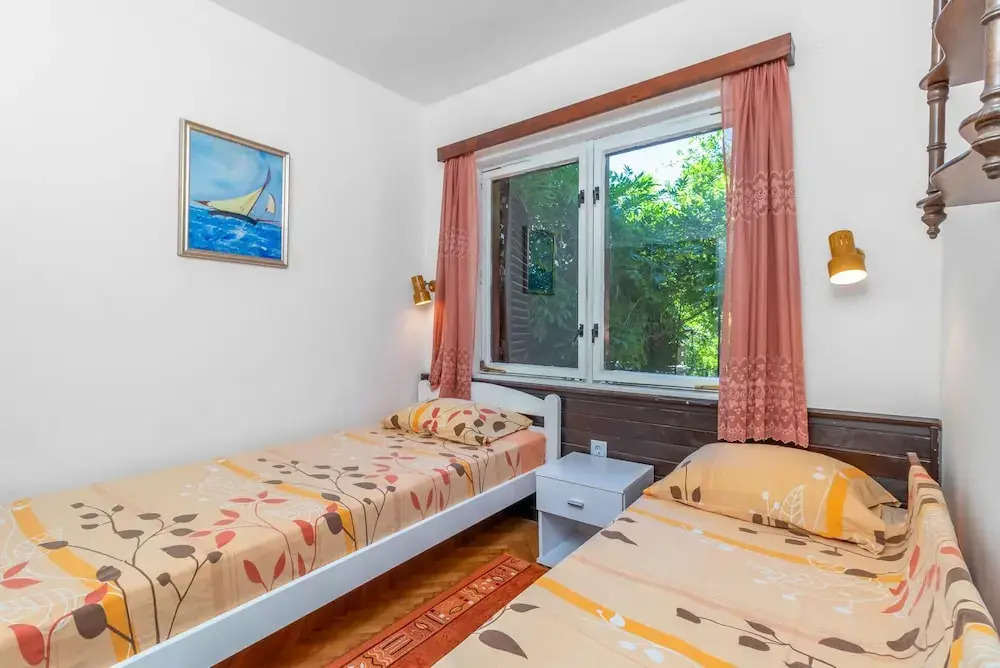 3 Bedroom Stunning Home In Crikvenica
