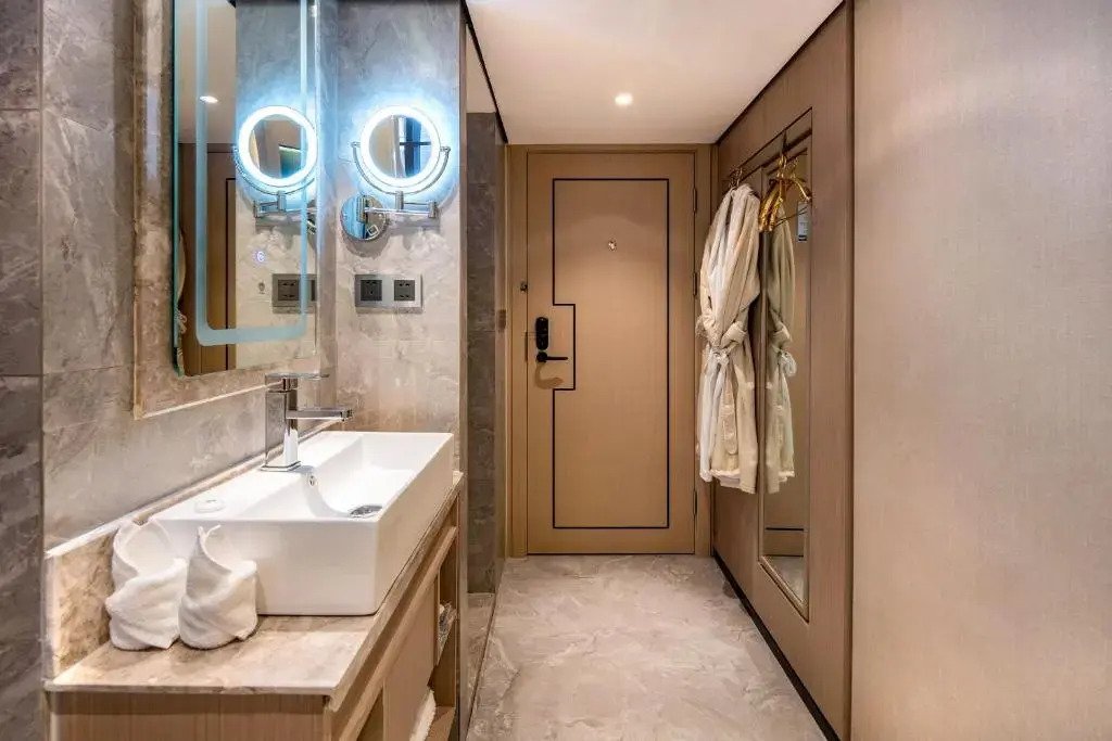 Mengguo Hotel Zhuqiao Town