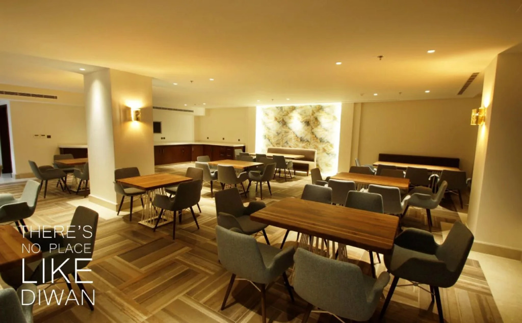 Diwan Residence Hotel Alnaeem