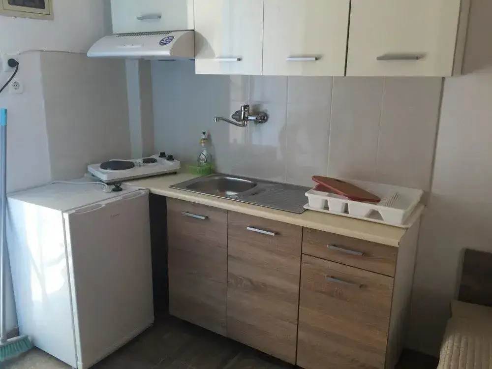 Alexandros Apartments
