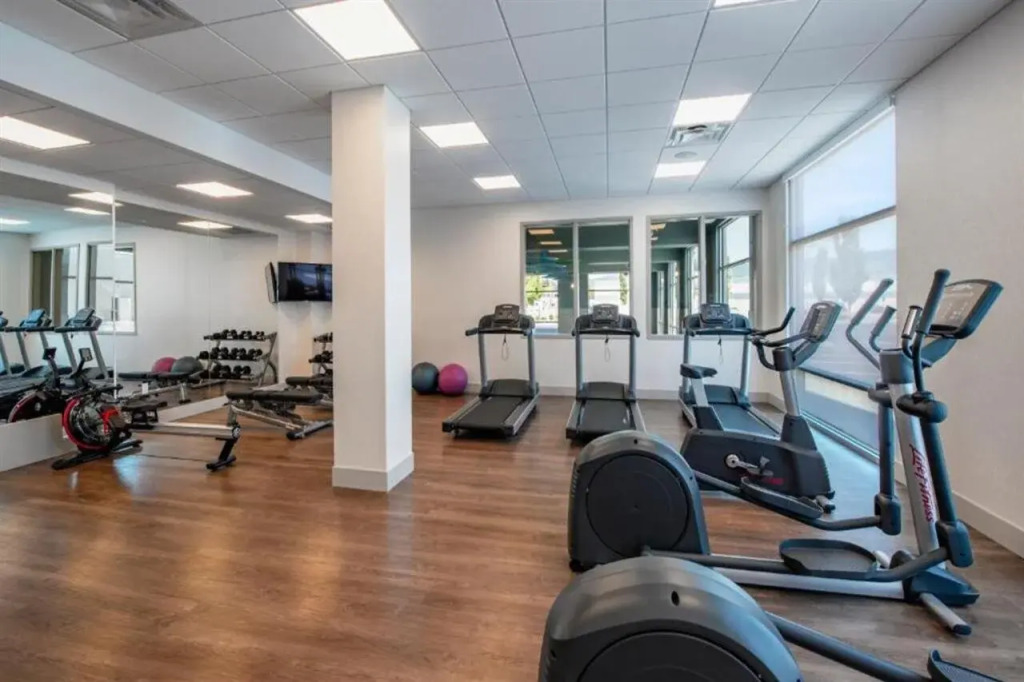 Holiday Inn Express & Suites Kelowna - East by IHG