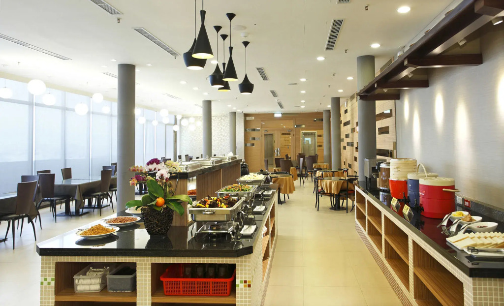 Yoyo Hotel