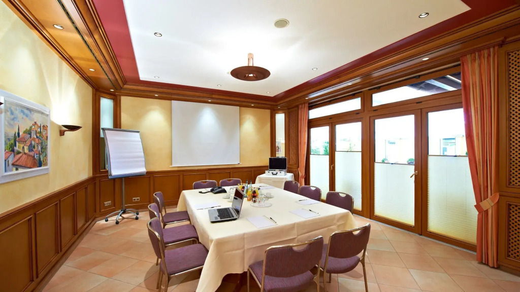 Hirsch Hotel