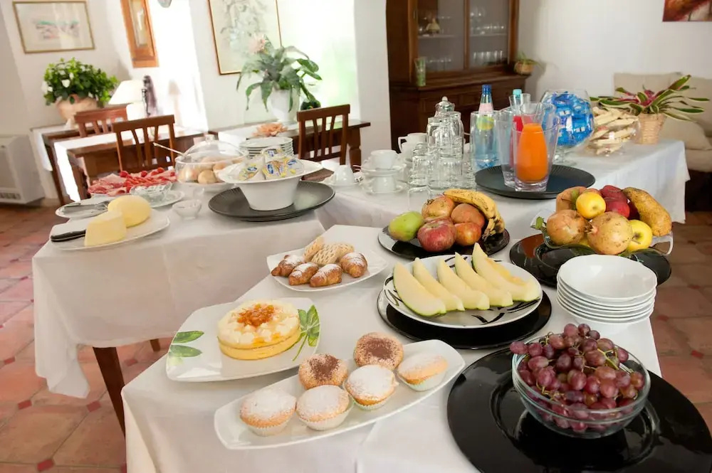 SArenada Hotel