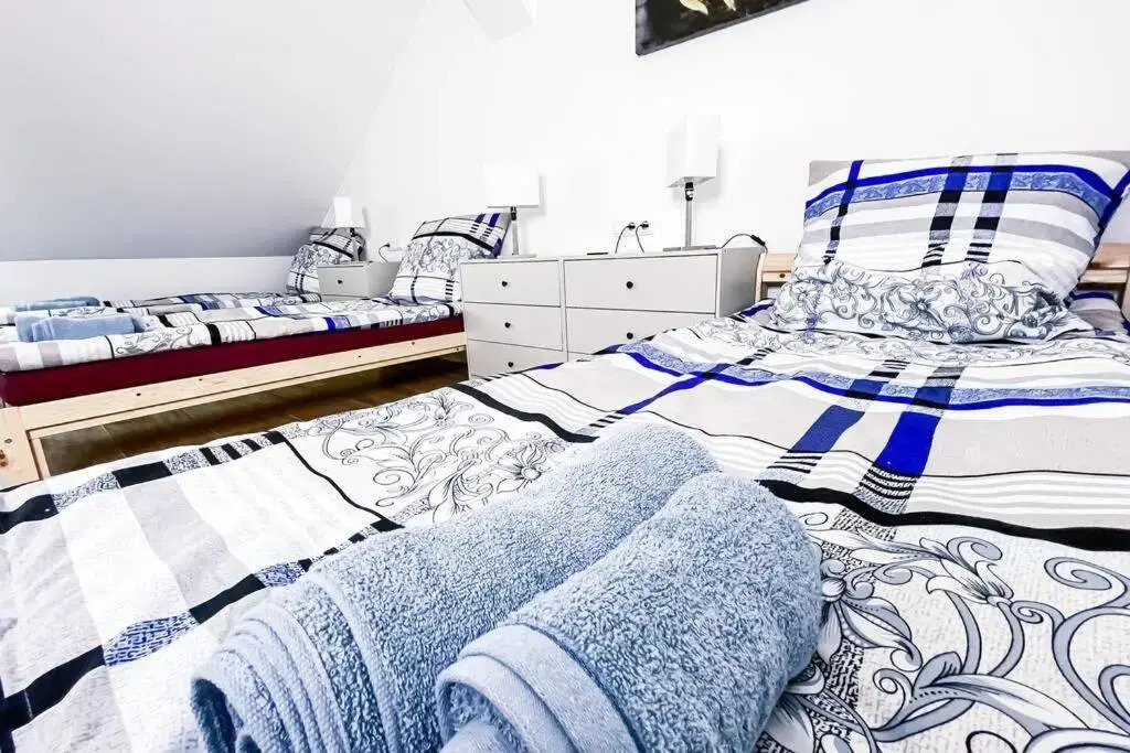 Modern sanierte Wohnung mit 5 Einzelbetten in Leipzig-Plagwitz