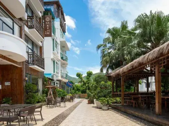 Huayue · Mingyue Mountain and Sea Chinese Inn (Shenzhen Guanhu Beach)