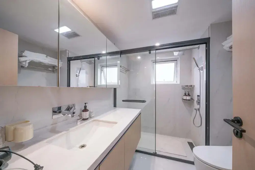 ZHome-Modern 3 bedrooms apartment