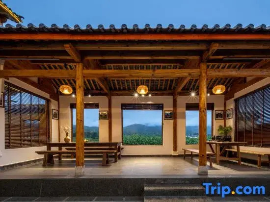 Shaxi Inviting Moon Guesthouse