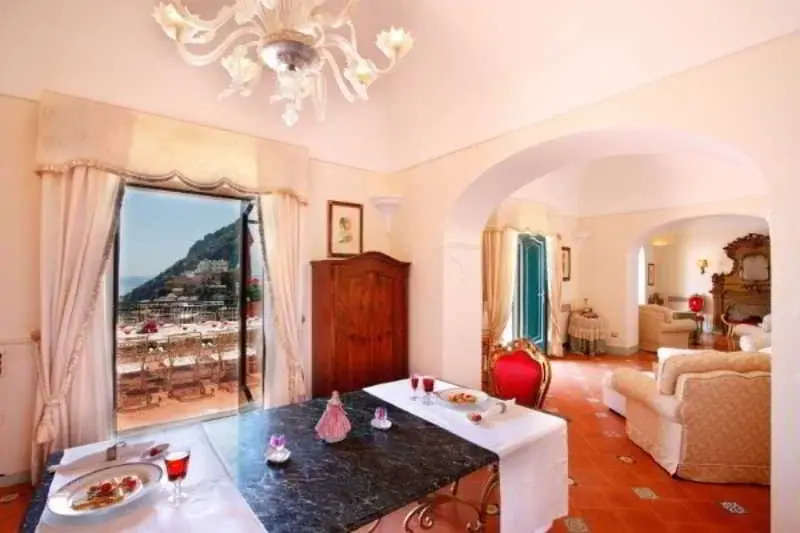 Villa dei Fisici Positano