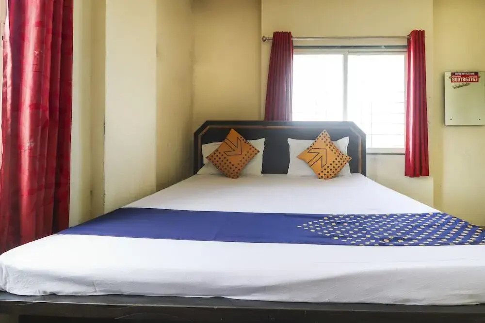 Hotel Royal Stone By OYO Rooms