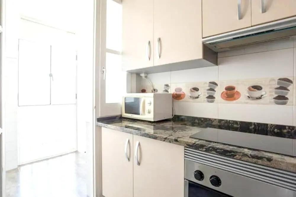 Apartment with 2 Bedrooms in Granada, with Wifi - 80 Km From the Beach