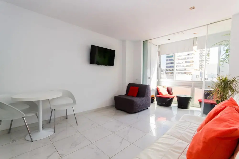 Apartment Bonamar Red