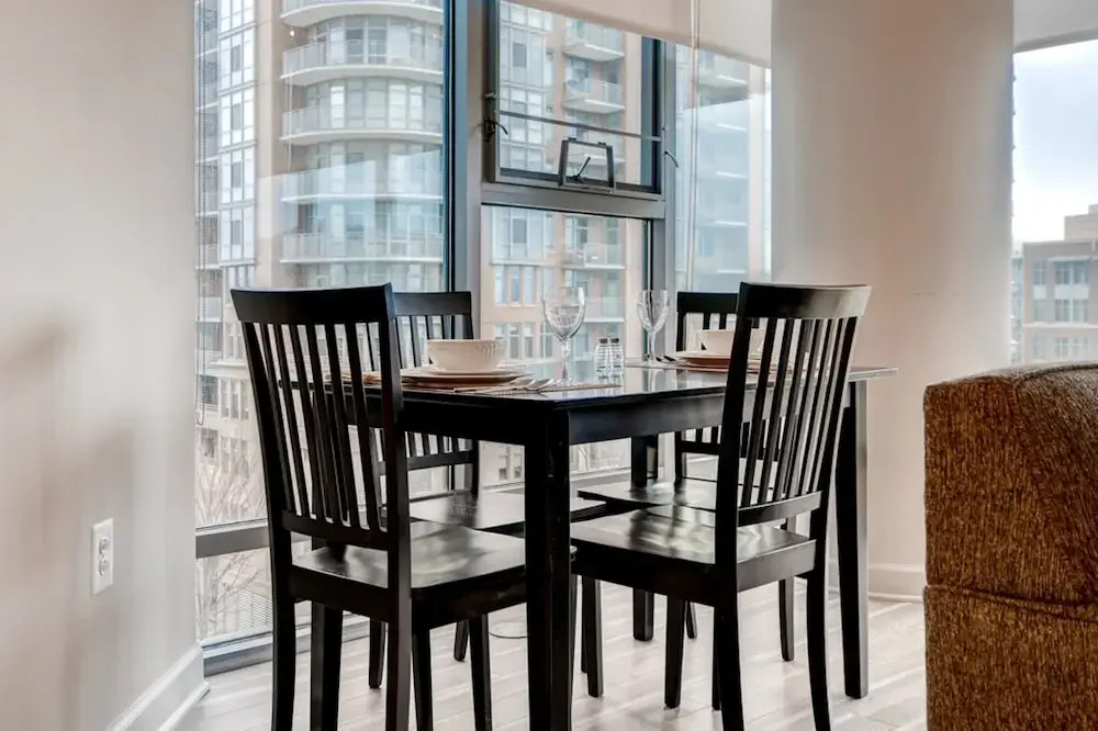 Global Luxury Suites at Harbor East