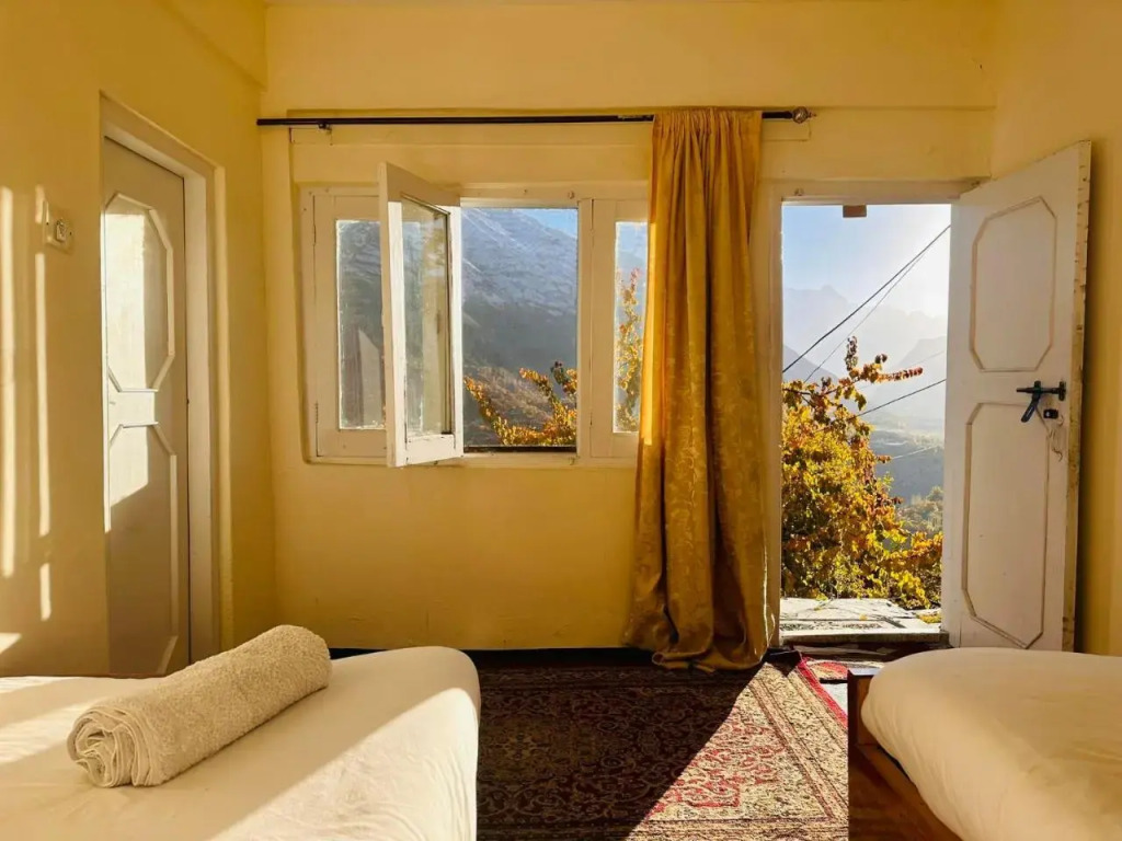 Old Hunza inn