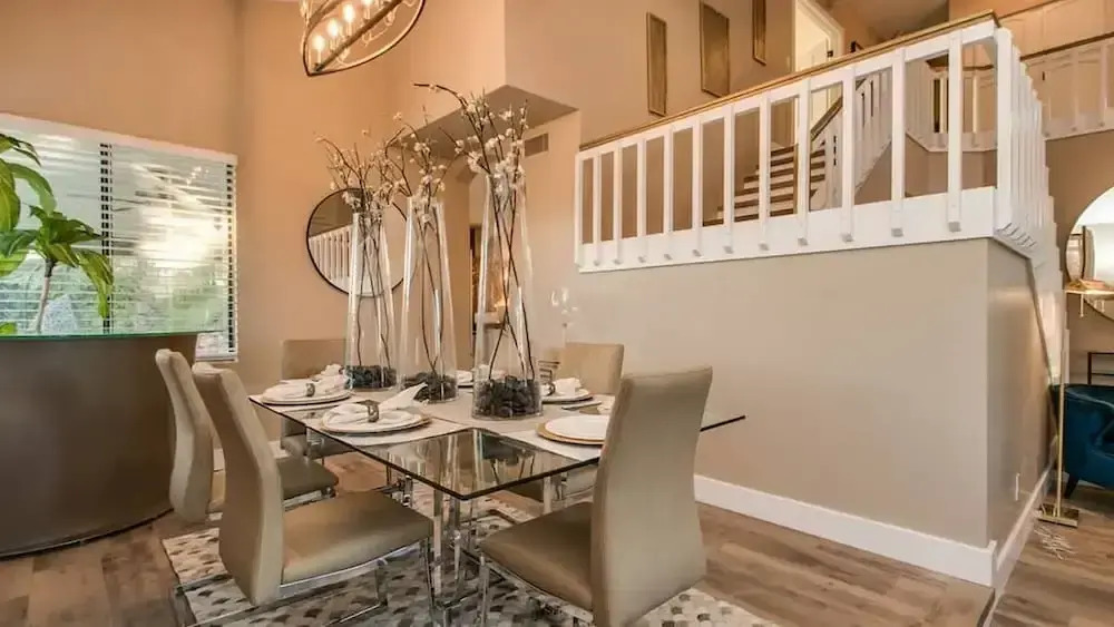 Amazing Remodeled Scottsdale 5 Bdrm W/pool!