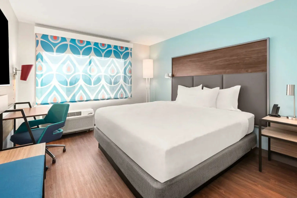 Tru By Hilton Portland Airport, Or