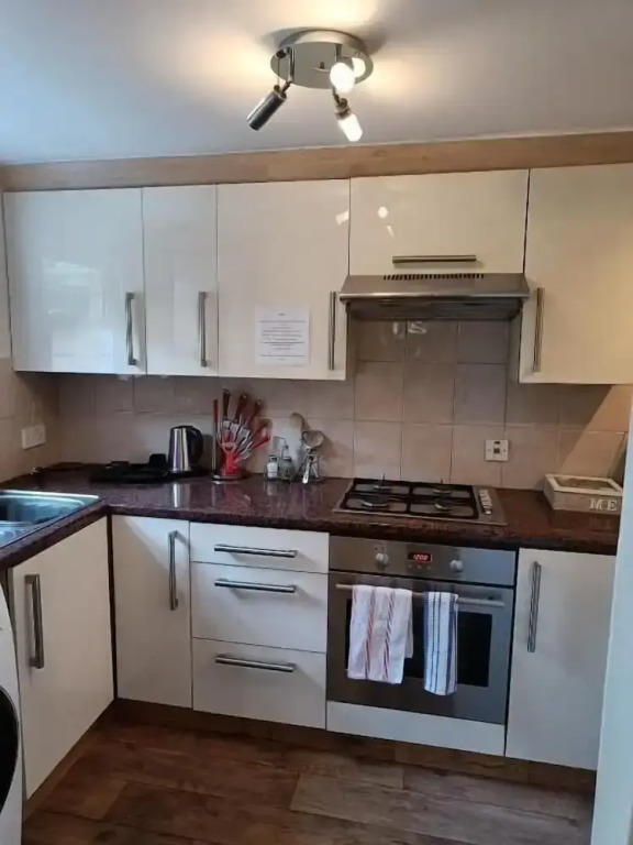 Mayville House Flat
