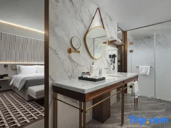 Wanda Moments, Xining Chengdong