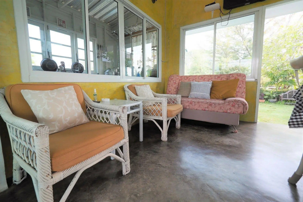 Baan Parinda (Pompom Home)
