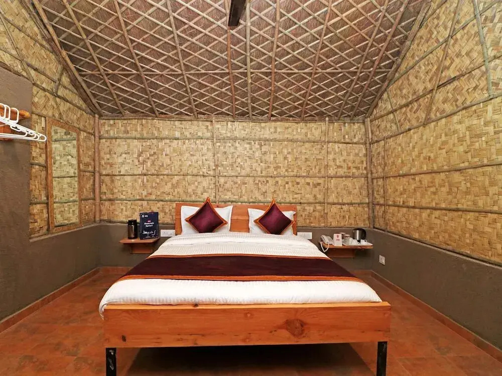 The Gharonda Hut by OYO Rooms