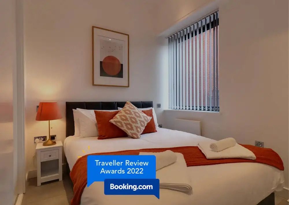 Apartment Sleeps 2 With Free Parking