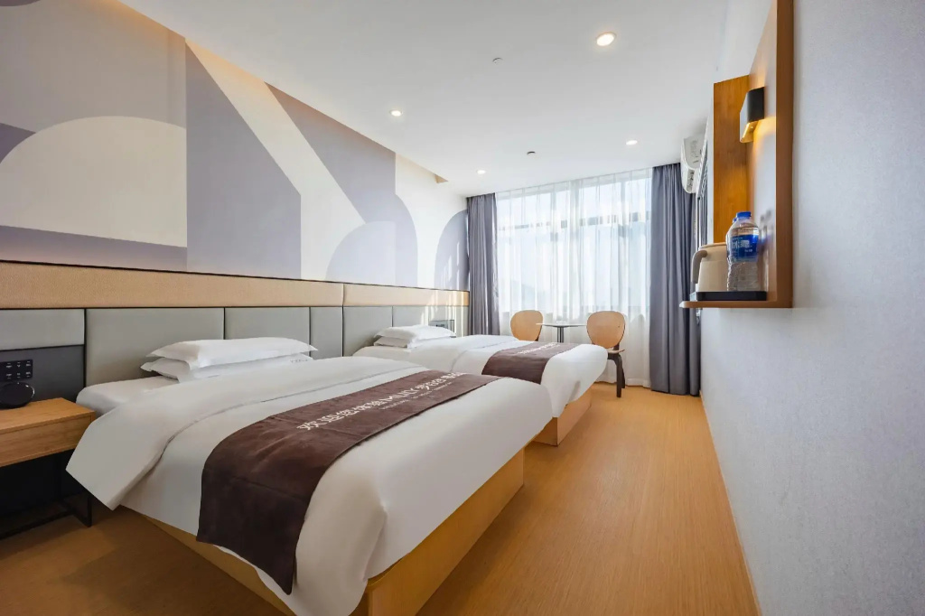 7 Days Inn Ningguo Ningcheng North Road Walkway Branch