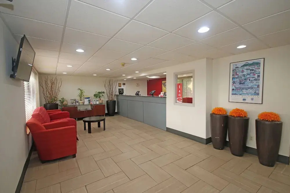 Americas Best Value Inn Pilot Mountain