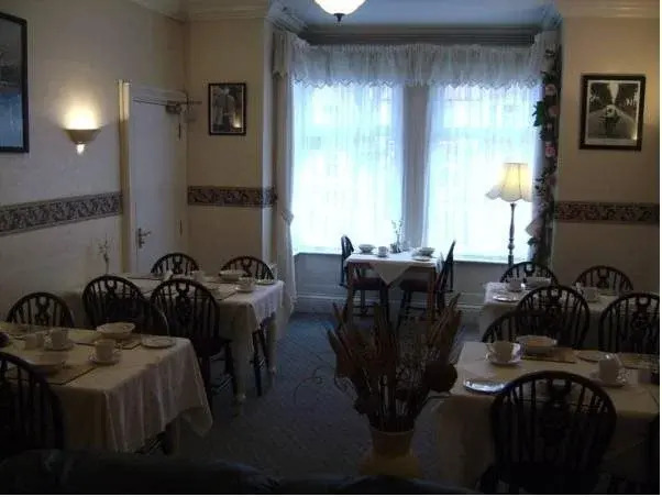 Dolphin Guesthouse