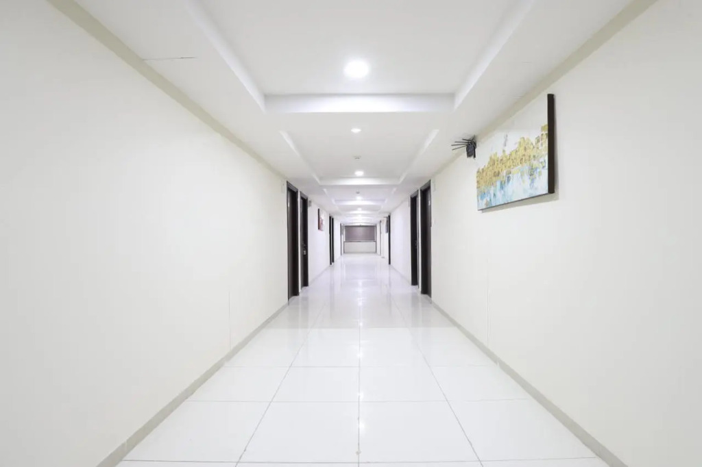 Alba Premier, Ahmedabad