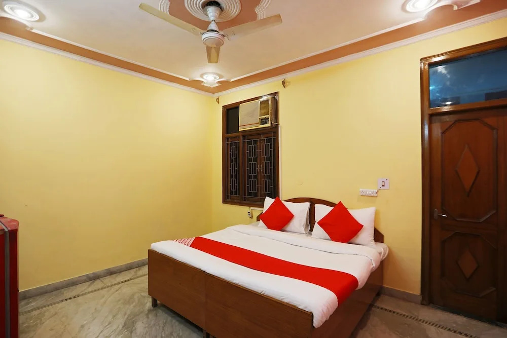 Singh Hotel