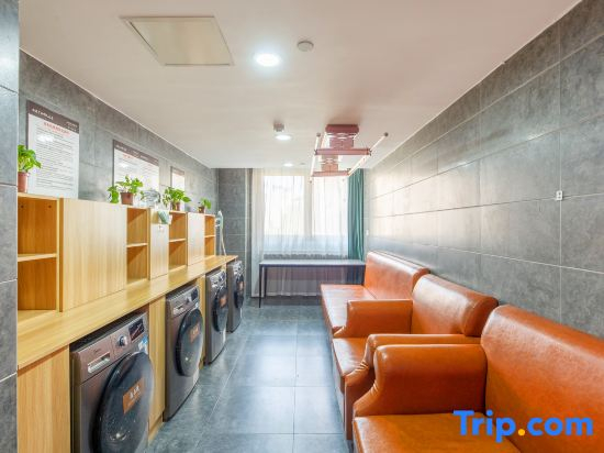 James Joyce Coffetel Hotel (Tangshan Bei Damai Square)