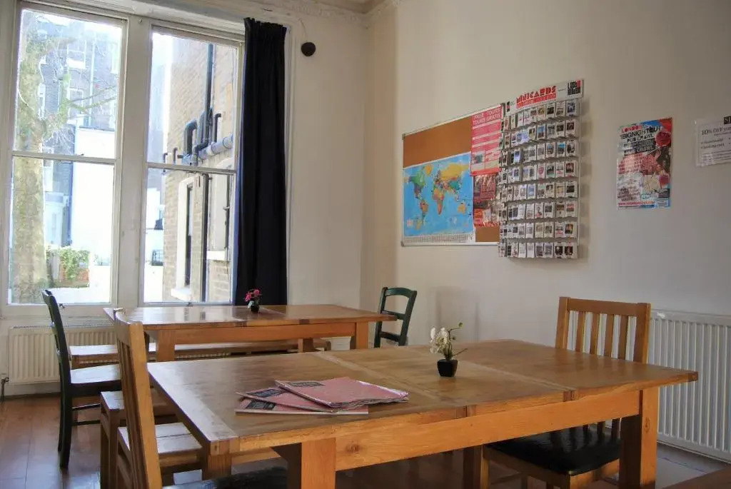 Saint James Backpackers
