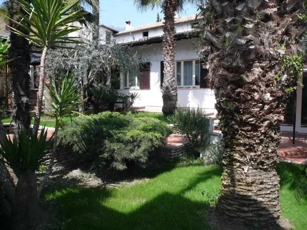 Oasi Holiday Home